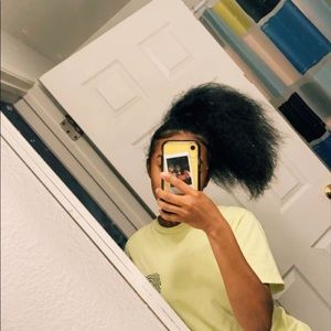 Meet your Posher, Desiree